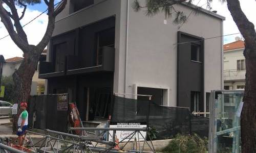 Edificio bifamiliare C. Riccione<br/>In corso d'opera